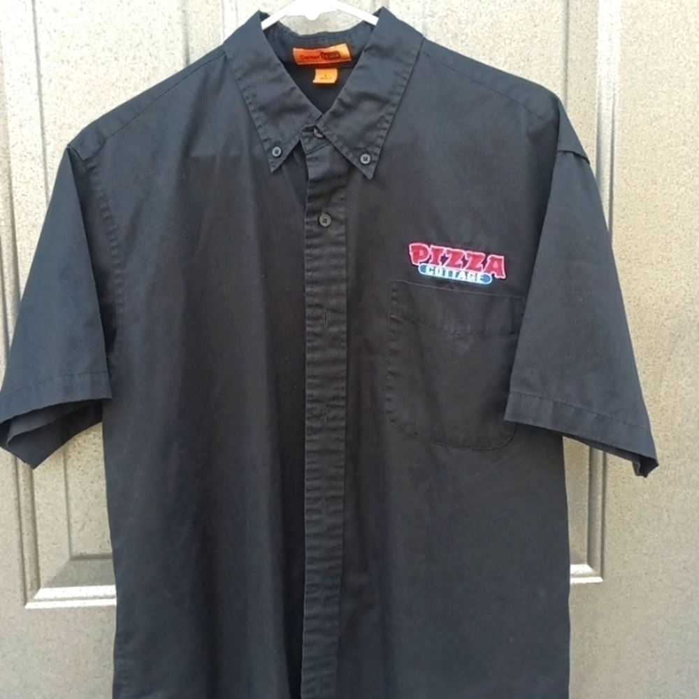 Men's Large Pizza Cottage Manager Shirt
